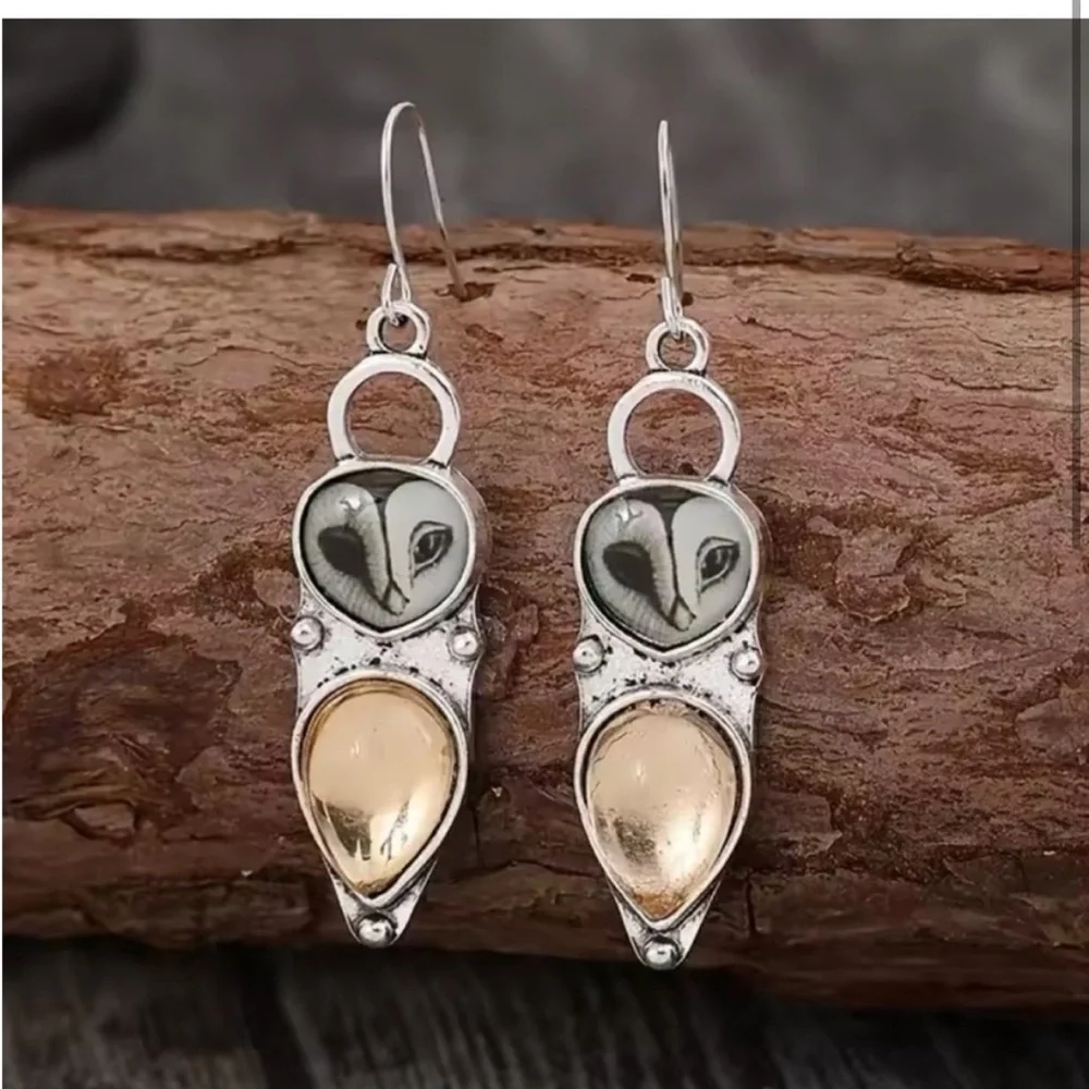 Anthropologie Boho Bohemian Whimsical Gothic Hippie Owl Dangle Silver Earrings